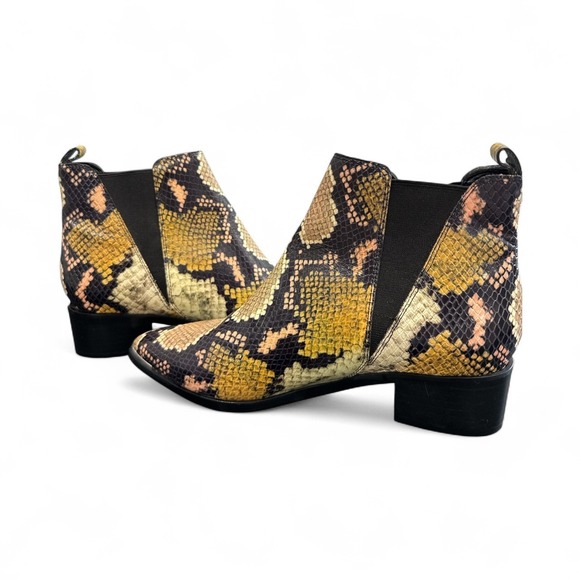 Marc Fisher Yale Chelsea Boot Snakeskin  Size 6.5 - Picture 4 of 5